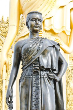 Tayland Nakhon Ratchasima bölgesinde Thao Suranaree heykeli.