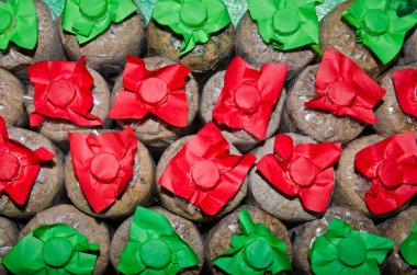 Tayland 'daki mantar çiftliğinde enfekte olmuş mantar torbası..