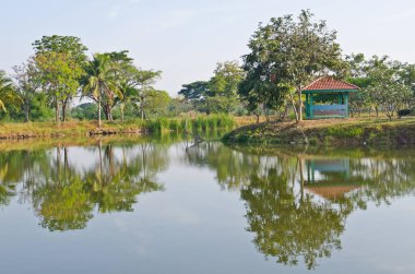 Sikhio Gölü manzarası, Tayland.