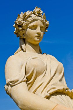 Tayland 'daki Bang Pa-In Sarayı' ndaki heykel..