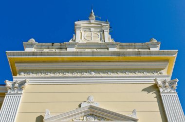 Phra Thinang Varobhas Bimarn 'ın bir parçası Bang Pa-in Sarayı, Ayuthaya, Tayland.