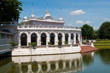 Tayland 'da Bang Pa-In Sarayı' ndaki Tayland binası..