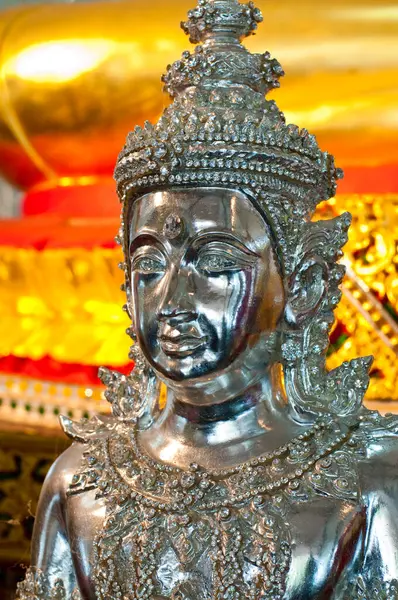 Tayland 'ın Phichit bölgesinde kalıp sanatları..