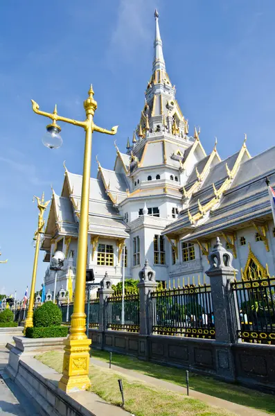 Sothorn Wararam Woraviharn Tapınağı, Tayland.