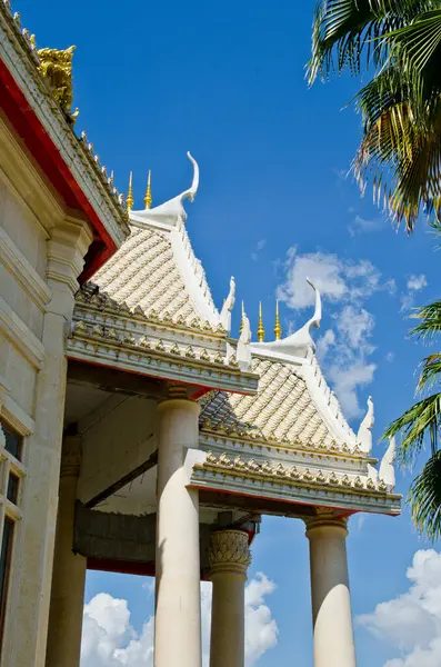 güzel Tay tarzı kilisede nakhonratchasima Eyaleti, Tayland.