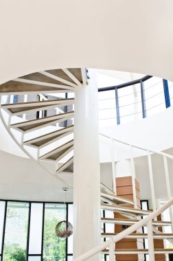 Tayland 'daki binada spiral merdiven var..