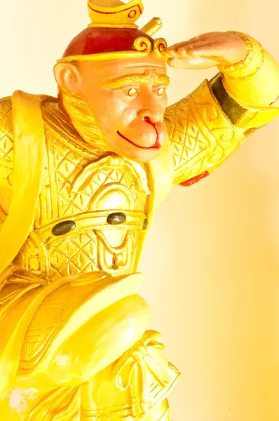 Tayland 'daki tapınakta Çin Tanrısı heykeli.