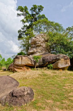 Mor Hin Khao taş parkının manzarası, Tayland Style Stone Henge, Tayland.