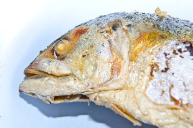 Tabakta kızarmış balık, Tayland usulü yemek, Tayland.