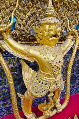 Altın Garuda Heykeli Wat Phra Kaew Tapınağı, Bangkok, Tayland