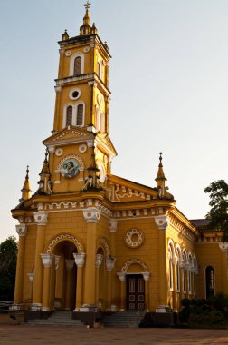 Ayutthaya, Tayland 'daki Sarı Hristiyan Kilisesi.
