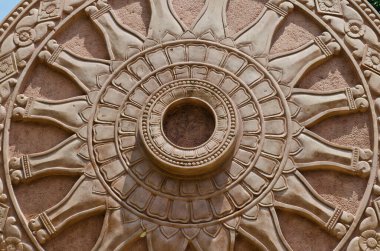 Tayland 'daki tapınakta Dhammajak kalıp sanatının ayrıntıları..