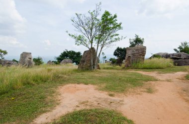 Mor Hin Khao taş parkının manzarası, Tayland Style Stone Henge, Tayland.