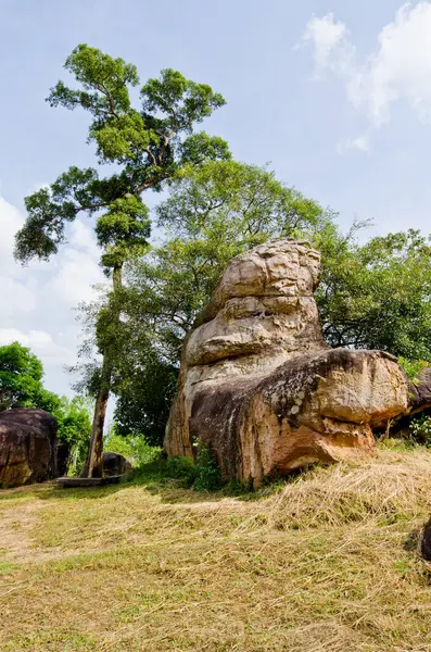 Mor Hin Khao taş parkının manzarası, Tayland Style Stone Henge, Tayland.