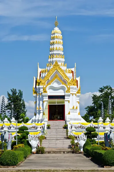 Tayland 'ın Sakaeo ilindeki şehir tapınağı..