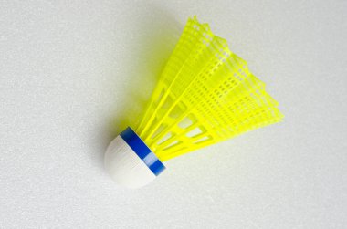 Beyaz ekranda badminton için mekikhorozları, Tayland.