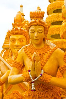 Tayland 'da mum festivalinde yapılan Tayland tarzı oyma sanatı.