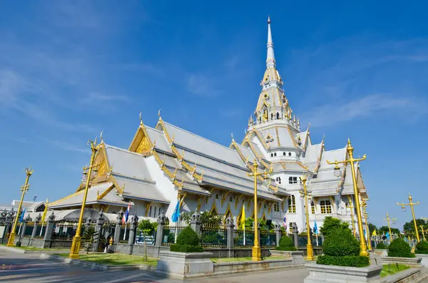 Sothorn Wararam Woraviharn Tapınağı, Tayland.