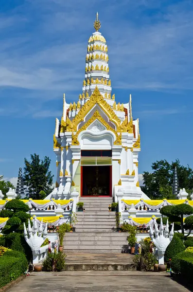Tayland 'ın Sakaeo ilindeki şehir tapınağı..