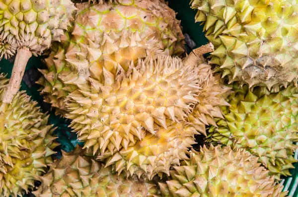 Markette Durian meyveleri, Tayland usulü meyveler, Tayland