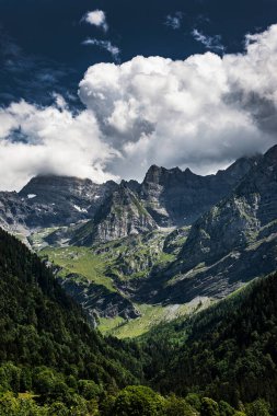 Güzel dağ manzarası. Doğa geçmişi, İsviçre Alpleri, Villars-sur-Ollon, Les-Diablerets, Kanton Vaud, by Pascal Kehl