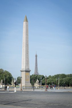 Paris 'teki Concorde Meydanı' nda gün ışığı. Günün sakin bir zamanı. Sabah Yüksek kalite fotoğraf