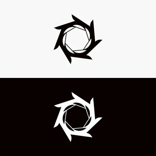 Desain Templat Logo Lingkaran Vektor Hitam Dan Putih - Stok Vektor