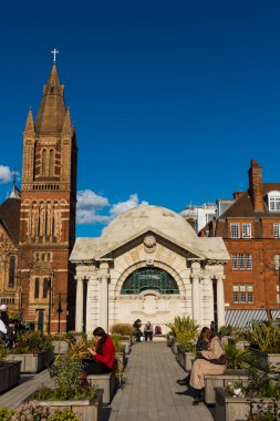 Brown Hart Bahçeleri, Oxford Caddesi yakınında, Mayfair, Londra