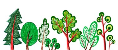 Dekoratif ağaçlardan oluşan bir panorama. Beyaz arka planda izole edilmiş. Kahverengi ve kırmızı dallar. Yeşilin farklı tonlarından yapraklar ve taçlar. Farklı desenler ve bitki türleri. Kelime.