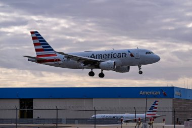 Sky Harbor Uluslararası Havalimanı, 11-16-24 Phoenix AZ ABD