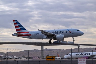 Sky Harbor Uluslararası Havalimanı, 11-16-24 Phoenix AZ ABD