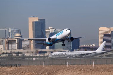 Sky Harbor Uluslararası Havaalanı 12-21-2024 Phoenix, AZ US
