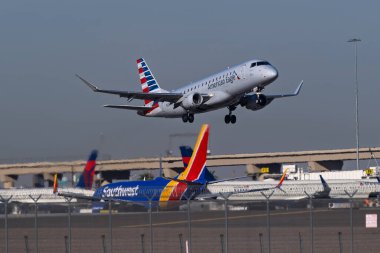 Sky Harbor Uluslararası Havaalanı 12-21-2024 Phoenix, AZ US