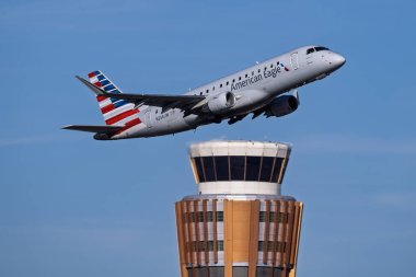 Sky Harbor Uluslararası Havaalanı 12-21-2024 Phoenix, AZ US