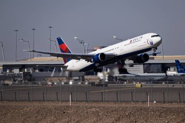 Sky Harbor Uluslararası Havaalanı 12-28-2024 Phoenix, AZ US