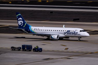 Sky Harbor Şirketi. Havaalanı 3-15-2025 Phoenix AZ, ABD