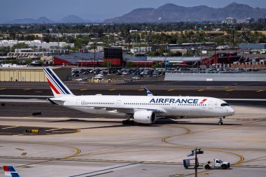 Sky Harbor Şirketi. Havaalanı 3-29-2025 Phoenix AZ, ABD