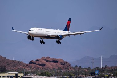 Sky Harbor Şirketi. Havaalanı 3-29-2025 Phoenix AZ, ABD