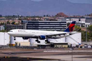Sky Harbor Şirketi. Havaalanı 3-29-2025 Phoenix AZ, ABD
