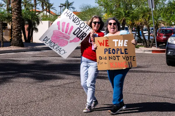 Dana Park Alışveriş Merkezi 4-5-2025 Mesa AZ ABD