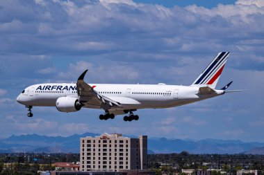 Sky Harbor Şirketi. Havaalanı 4-5-2025 Phoenix AZ, ABD