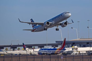 Sky Harbor Şirketi. Havaalanı 4-12-2025 Phoenix AZ, ABD