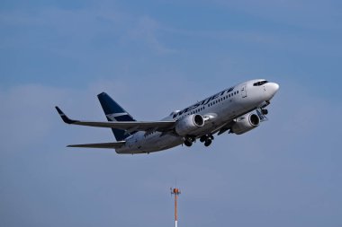 Sky Harbor Şirketi. Havaalanı 4-12-2025 Phoenix AZ, ABD