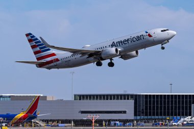 Sky Harbor Şirketi. Havaalanı 4-12-2025 Phoenix AZ, ABD