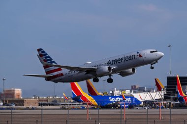 Sky Harbor Şirketi. Havaalanı 4-12-2025 Phoenix AZ, ABD