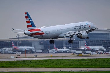 DFW Uluslararası Havaalanı 4-20-2025 Grapevine TX US