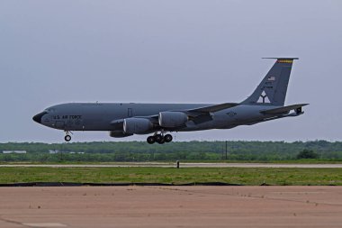Batı Teksas üzerinde kanatlar 4-18-2025 Dyess AFB, ABD