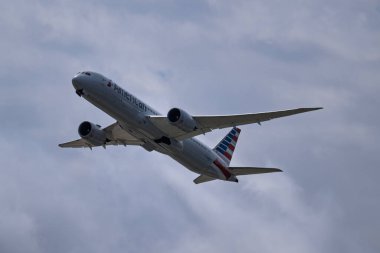 DFW Uluslararası Havaalanı 4-20-2025 Grapevine TX US