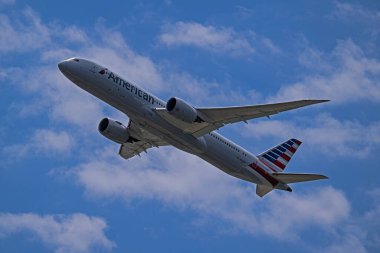 DFW Uluslararası Havaalanı 4-20-2025 Grapevine TX US