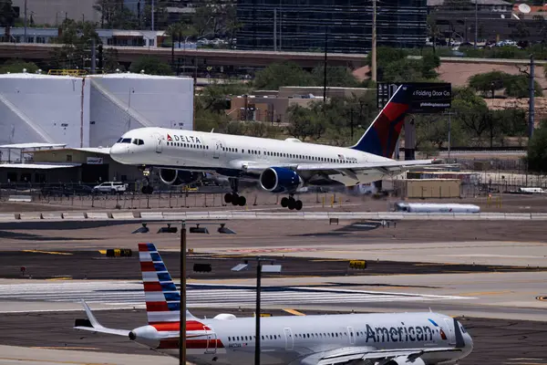 Sky Harbor Havaalanı 10-16-2005 Phoenix AZ ABD